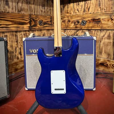 Fender American Standard Stratocaster with Maple Fretboard - 1993 - Midnight Blue image 4