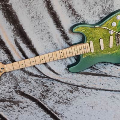 GB Liuteria Traditional Strato VegaTrem - strat style – Tamo Green image 24