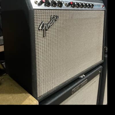 Fender Deluxe Reverb Tube Guitar Combo Amplifier - modified - Silverface - Local Pickup Only image 2