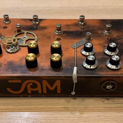 JAM Pedals Custom Multi-Pedal (2022) – Red Muck, Rattler, Lucydreamer, Dynassor + Boss TU-3 Tuner – Hand-Painted Steampunk – Original Wooden Case image 2