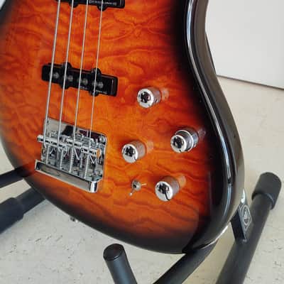 Fender Jazz Bass Deluxe Series 24 Fret MIK Korea Cherry Sunburst, Quilted Maple top.   90's Sunburst image 3