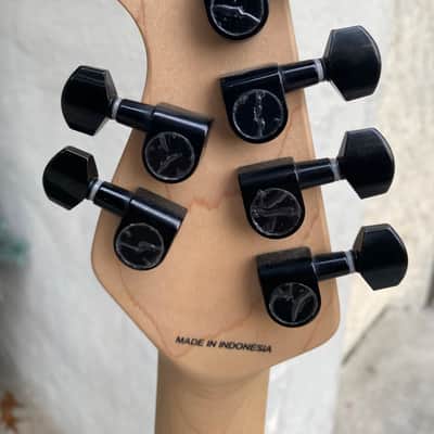 Sterling AX3S Axis 2018 - 2021 - Black image 3