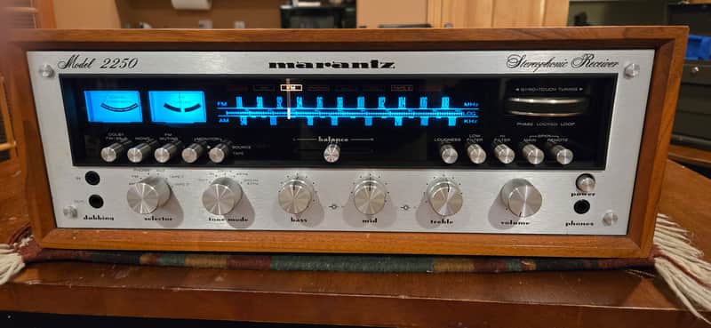 Very Rare Marantz 2250 and Walnut Cabinet image 1
