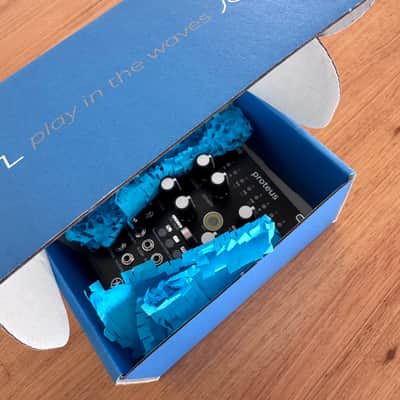 Seaside Modular Proteus 2026 - Blue & Black Faceplates image 4
