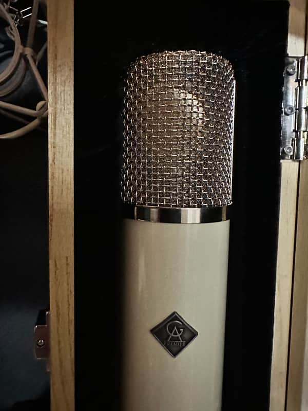Golden Age Premier GA-251 MKII Large Diaphragm Switchable-Pattern Tube Condenser Microphone 2021 - Mint Green image 1