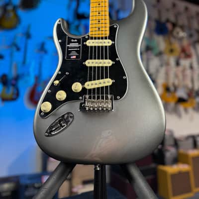 Fender American Professional II Stratocaster Left handed Mercury Maple Fingerboard Auth Deal! 436 image 2
