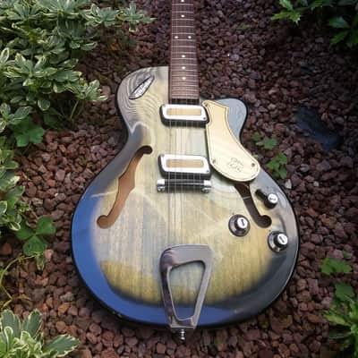 Meazzi Sceptre Vintage rare hollywood 1960 Greenburst image 1