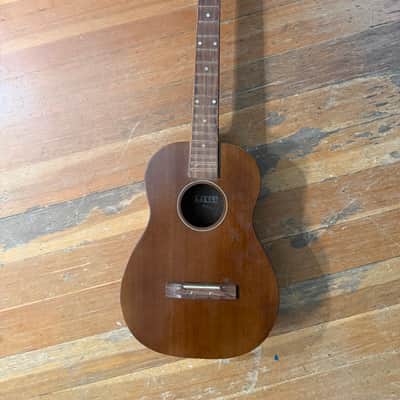 Lyra Baritone 1950’s-60’s Ukulele image 2