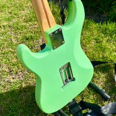 Video! Fender Partscaster Strat 2004 - Surf Green image 15