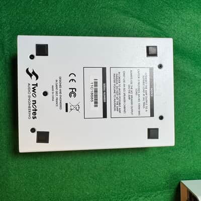 Two Notes Torpedo Captor X 8ohm Stereo Reactive Load Box / Attenuator 2020 - White image 3