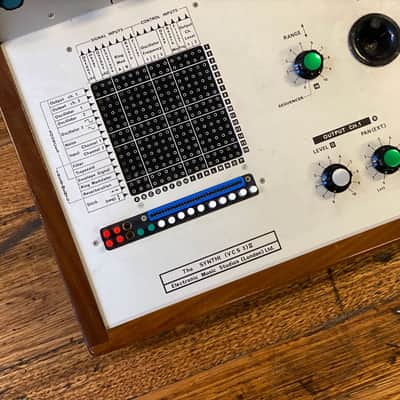 Fully serviced '79 EMS VCS-3 Mk2 Analogue Synthesizer w/ DK2 & Informational Booklet / Manual 🇬🇧 image 10