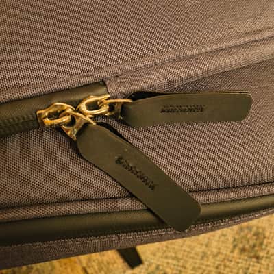 Martin Premium Semi-Rigid Softshell Case for 14-Fret Dreadnought image 5