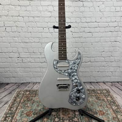 Telestar Mona (Silvertone/Danelectro 1457 Inspired) Electric Guitar w/Amplifier Case (Silver Sparkle) image 4