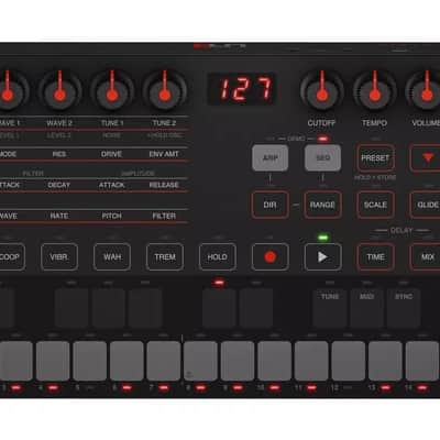 IK Multimedia UNO Analog Synth 2018 - Present - Black image 2