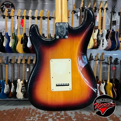Fender American Standard Stratocaster 50 Th Anniversary 2004 Sunburst image 8