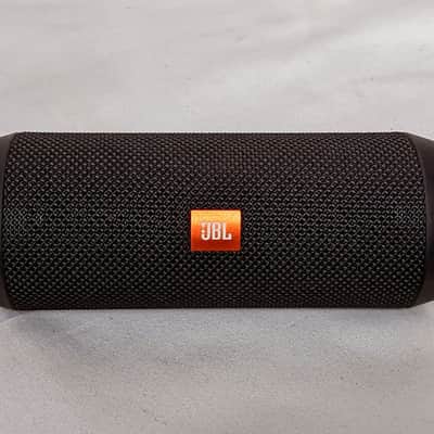 JBL FLIP4BLK Flip 4 Splashproof Portable Bluetooth Speaker image 2