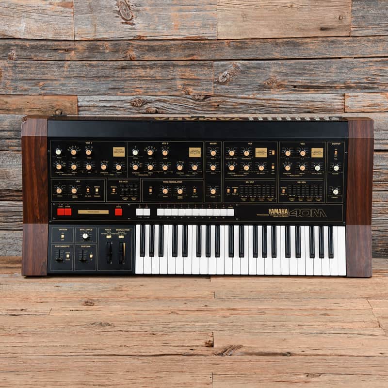 Yamaha CS40M image 1