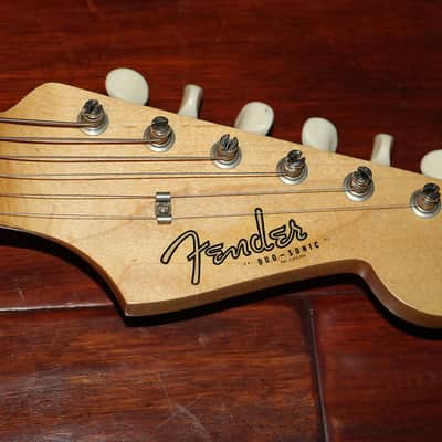1963 Fender Duo-Sonic, Rare Olympic White & Brown guard (FEE1172) image 5