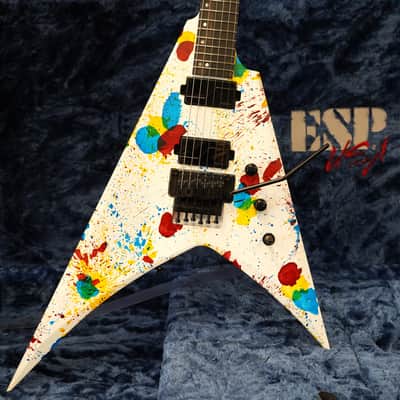ESP USA V-II FR Jawbreaker Satin 6-String Electric Guitar w/ Black Tolex  Hard Case image 1