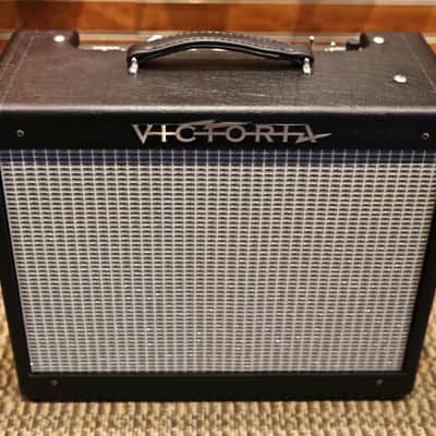 Victoria Club Deluxe 1x12 Combo 2019 Black image 1