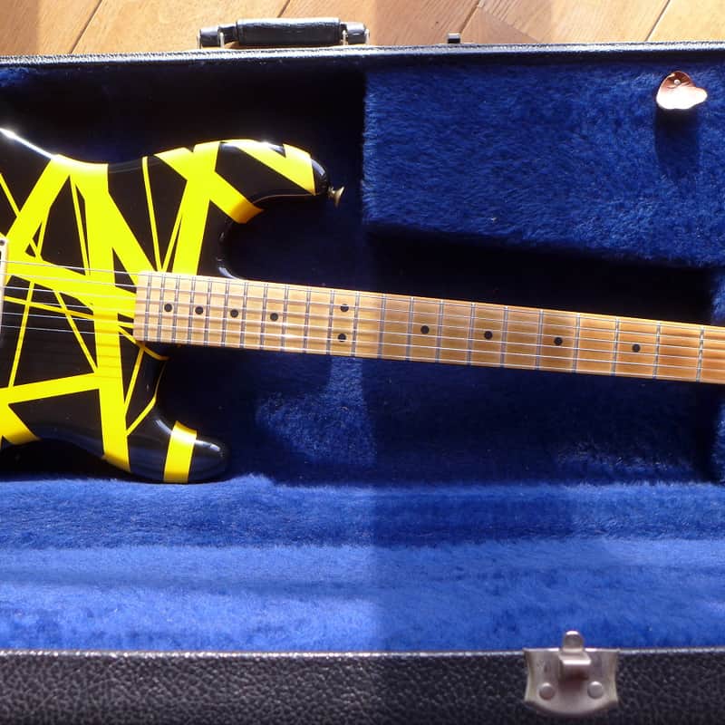 1982 Charvel San Dimas EVH B&Y Black / Yellow
