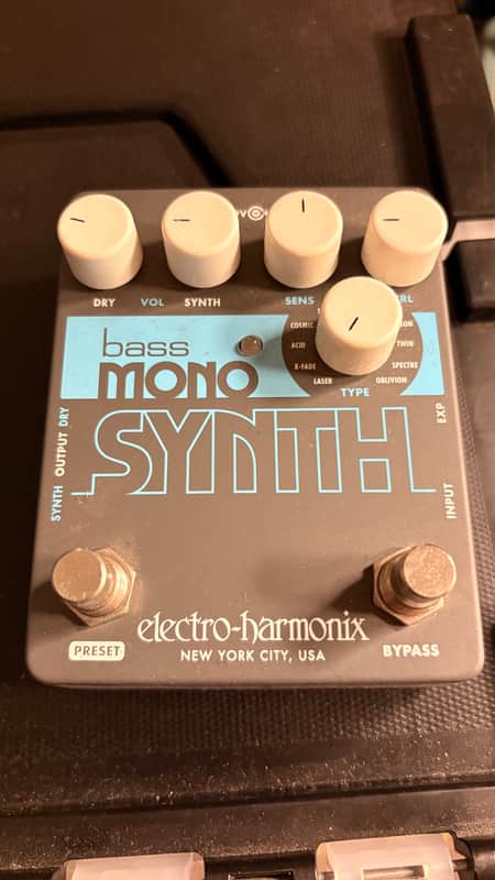 Electro-Harmonix Bass Mono Synth 2019 - Present - Gray image 1