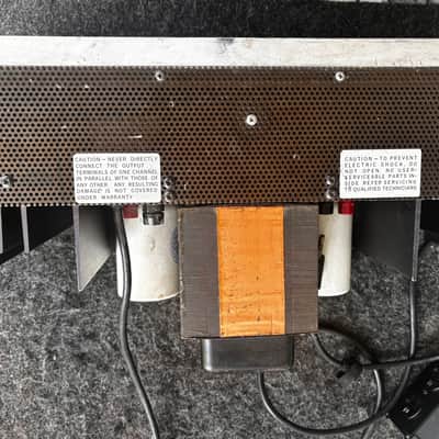 Crown DC 300A 2-Channel Power Amplifier 1970s - Silver image 2