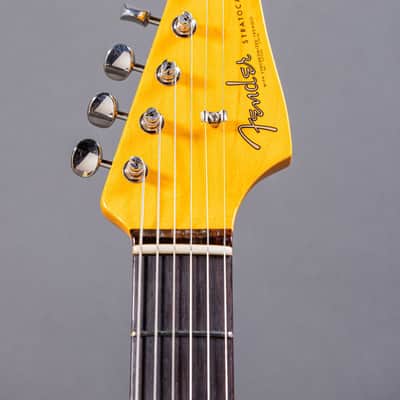 Fender American Vintage II 1961 Stratocaster 2024, Fiesta Red image 4