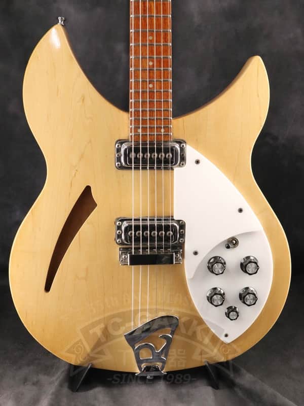 Rickenbacker 330 image 1