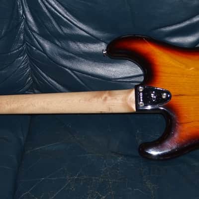 G&L George Fullerton Signature Legacy 2000 - 3 Tone Burst image 7