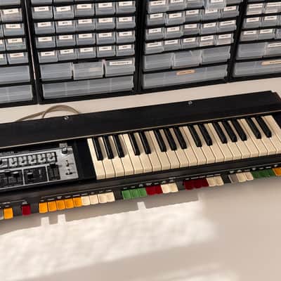 Roland SH-2000 (Serviced) - Vintage 70s Analog Synthesizer
