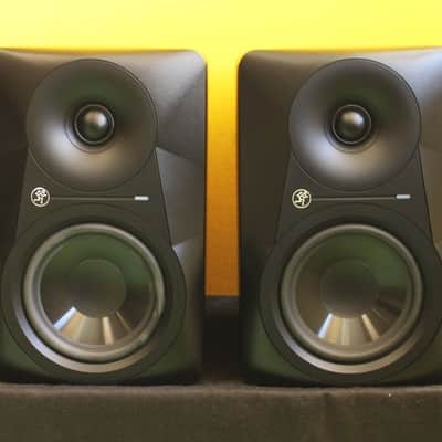 Mackie MR524 5" Active Studio Monitors image 2