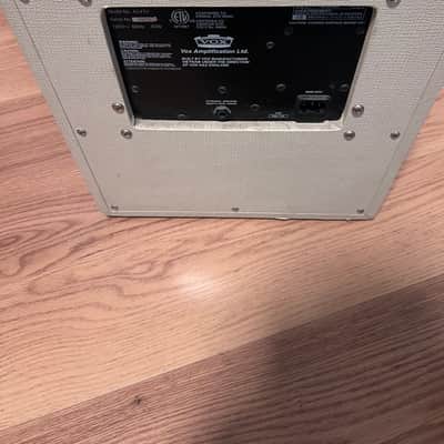Vox AC4TV 4-Watt 1x10" Guitar Combo 2009 - 2019 - Tan image 3