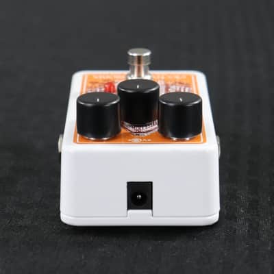 Electro-Harmonix Flatiron Fuzz Orange image 3