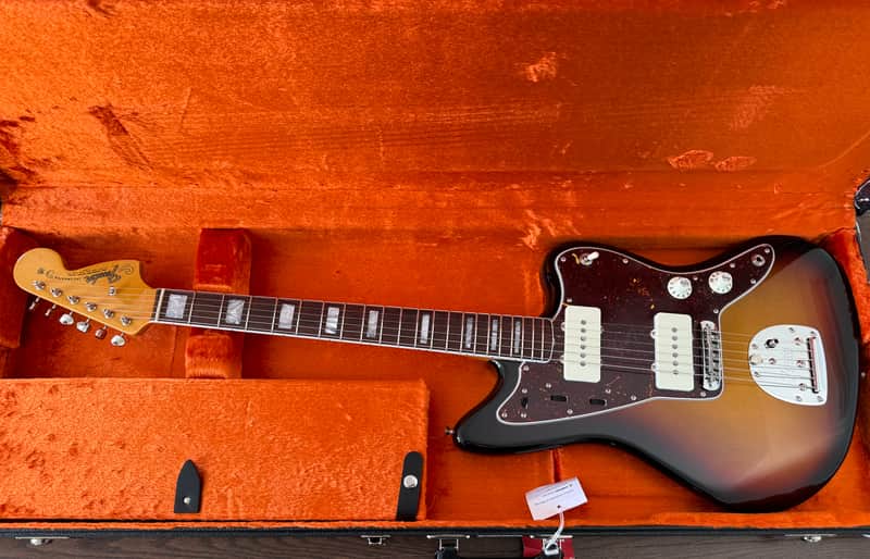 Fender American Vintage II '66 Jazzmaster 2022 - Present - 3-Color Sunburst