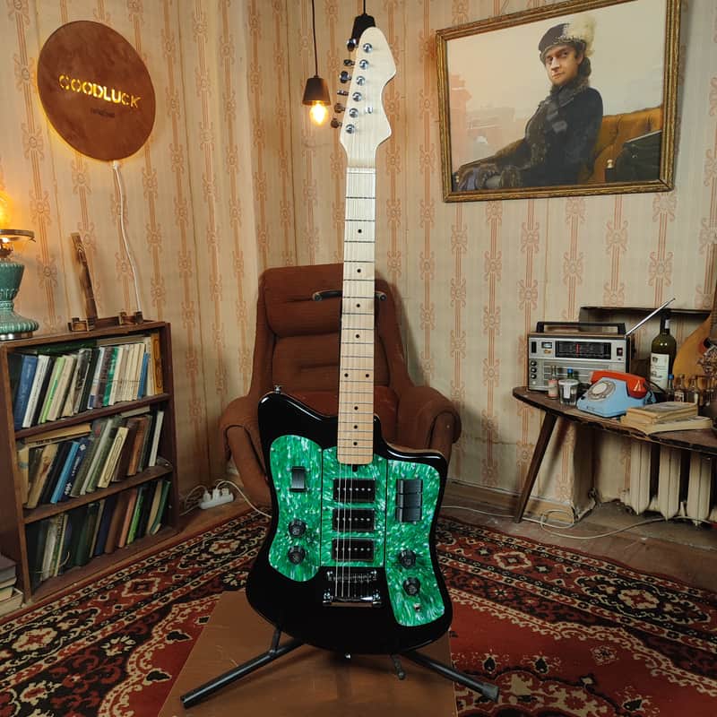 Formanta Style USSR Electric Guitar Built In Tone Bender Soviet Germanium Fuzz image 1