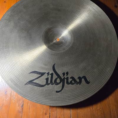 Zildjian 16" Thin Crash Cymbal 1990's - Traditional image 2