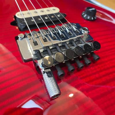 PEAVEY Wolfgang USA Edward Van Halen Signature Model 1998 - Trans Red image 5