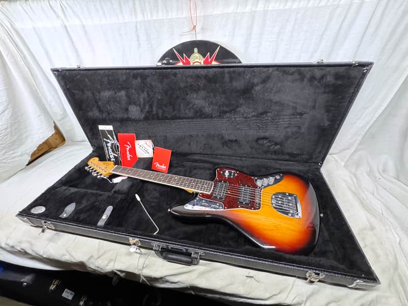 Fender Kurt Cobain Jaguar Guitar with Case 2016 - 3-Color Sunburst / Rosewood fingerboard