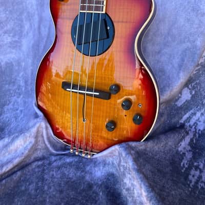 Rick Turner Model 1 Bass CP DLX Short Scale Custom 2021 Burst image 2