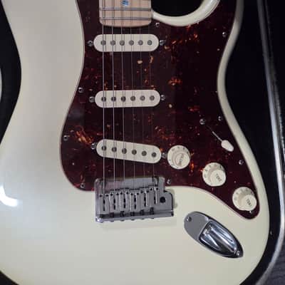 Fender Deluxe Stratocaster 2008 - White Pearl image 7