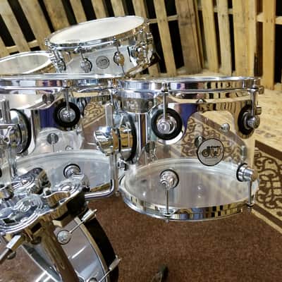 Used DW Design Series 6-Piece Clear Acrylic Drum Set image 6