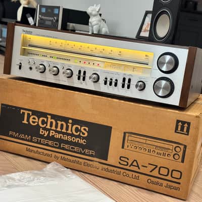 Vintage Technics SA-700 AM/FM Stereo Receiver ~FULLY SERVICED + LED UPGRADE~ image 5