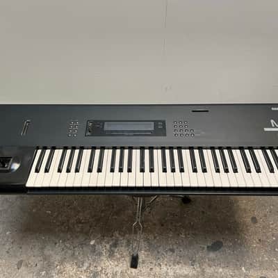 Korg M1 61-Key Synth Music Workstation 1990s - Black