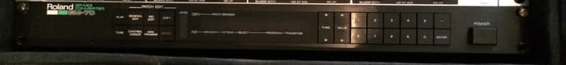 Roland GM-70 guitarsynth MIDI CONVERTER MODULE (110 volt, comes from the USA) 19” rack / synthguitar image 1