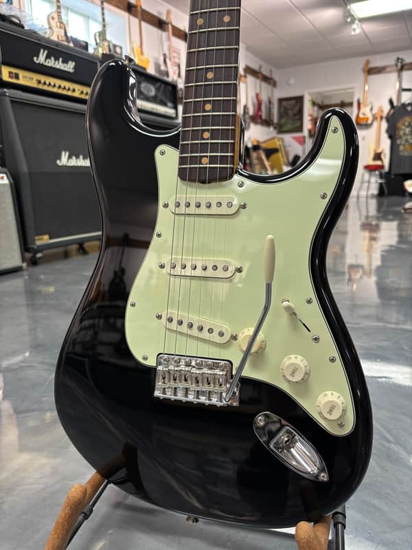 Fender Vintera III Early 60's Stratocaster 2026