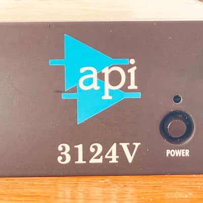API 3124V 4-Channel Mic Preamp 2017 - Present - Black image 1