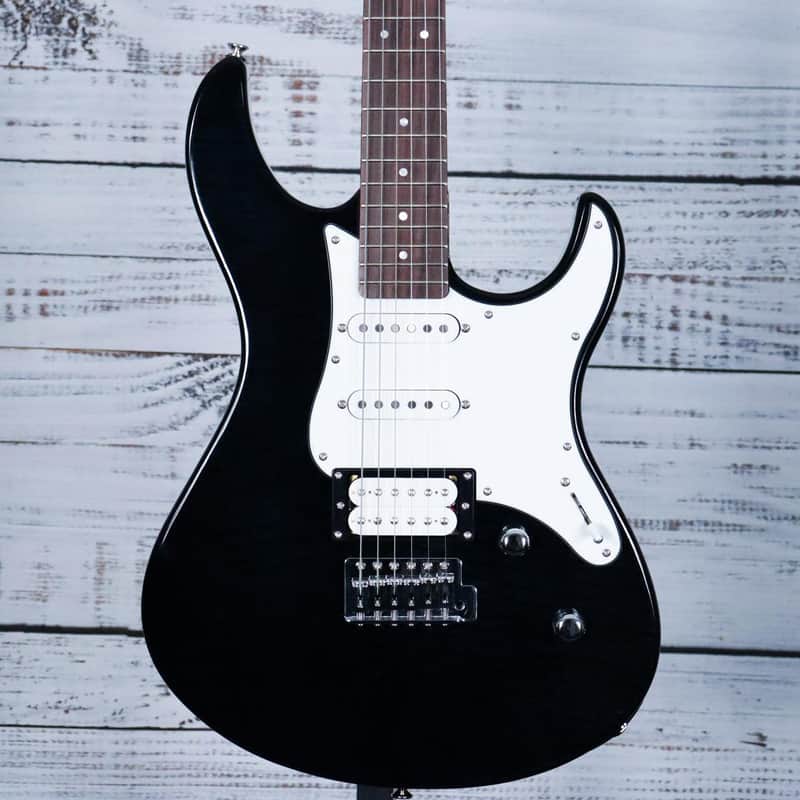 Yamaha PAC212VFM Pacifica HSS | Reverb