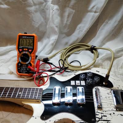 Teisco Victoria Audition 1960s White Splatter image 10
