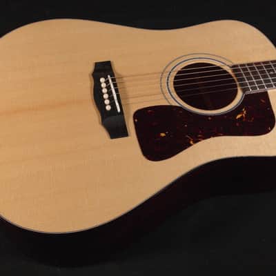 Guild D-40 USA Traditional Natural with Case 130 image 2